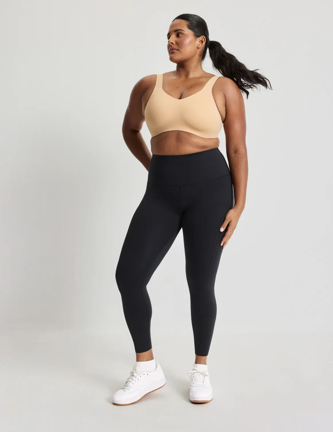 Adiya is a 36C and wears a Knix size L | Warm Sand