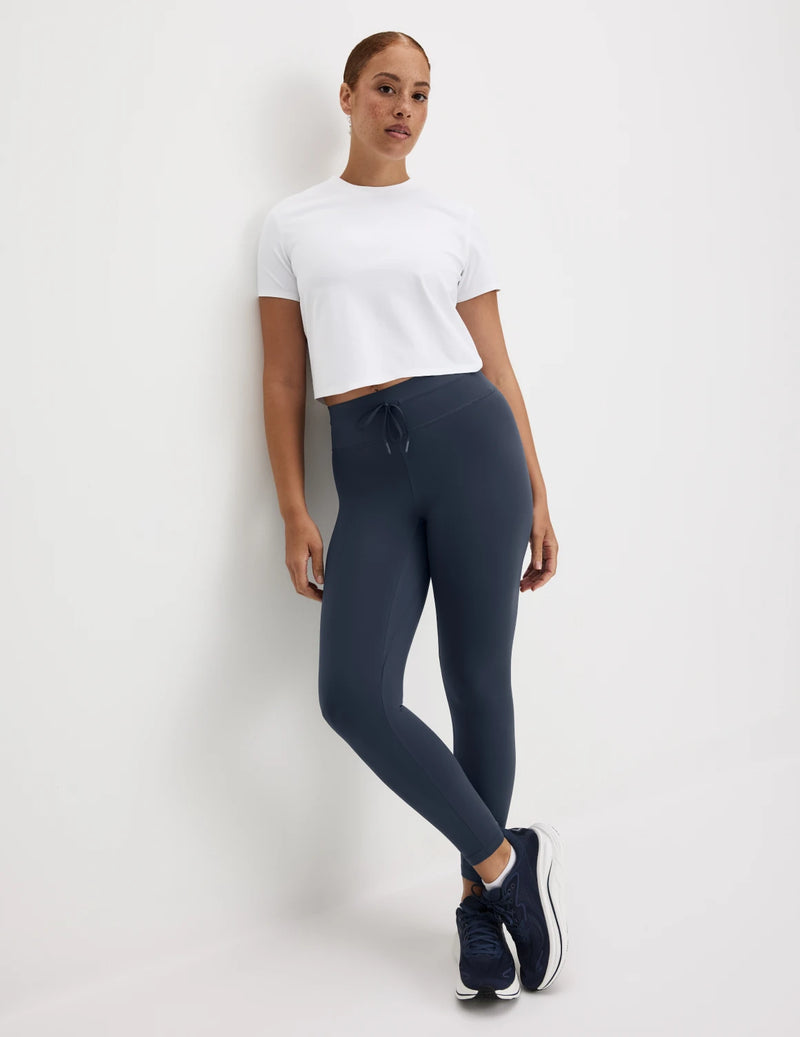Front view of model wearing the CloudCut™ Legging highlighting the coverage and fit