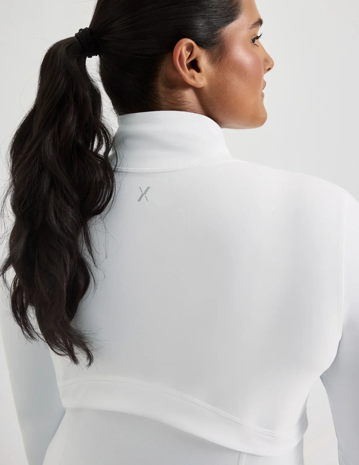 Adiya is 5’6, a 36C and wears a size L | White