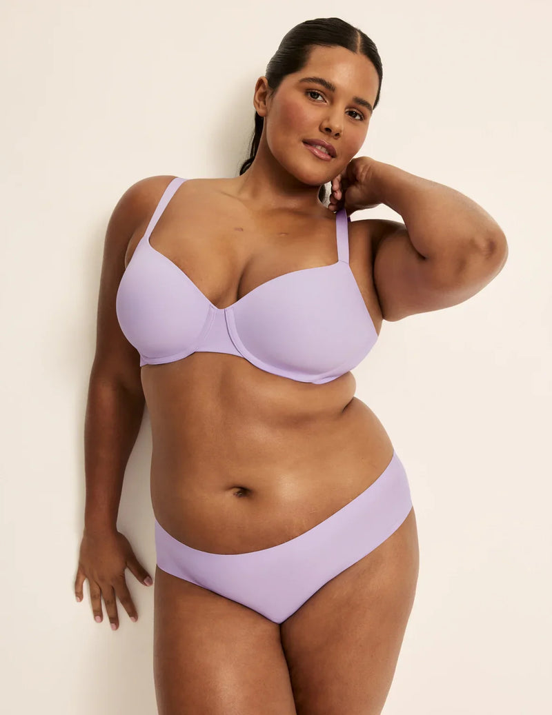 Adiya is wearing a 36C  | Lilac