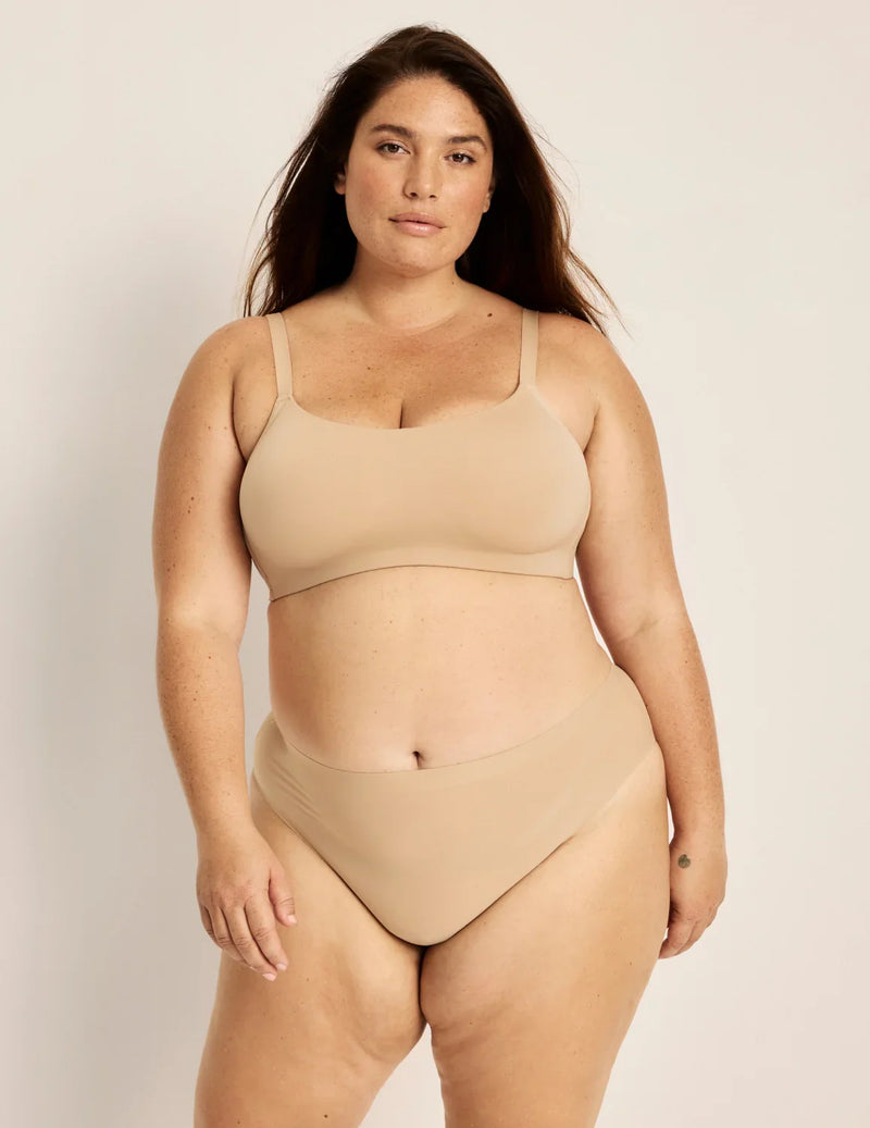 Clementine has 51” hips, and wearing KNIX XXL | Warm Sand