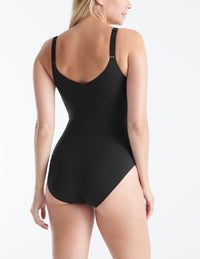 Amber is a 34DD and has 38