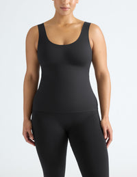 Alicia is a 36DD, has 44