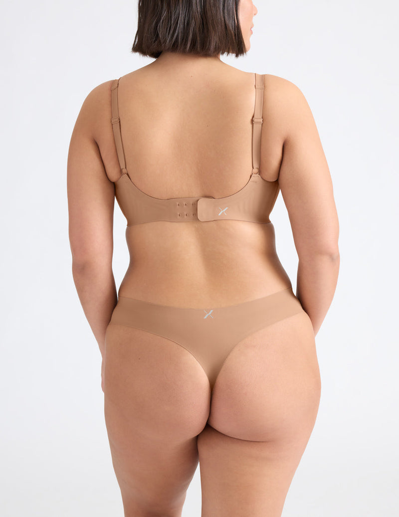 Maya is a 34F and wearing KNIX M++  | Cavassa