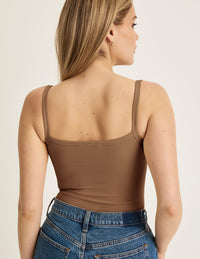 Sarah is a 34DD wearing KNIX M | Bark