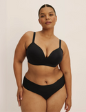 Leslie has 49” hips and wears KNIX XXL  | Black