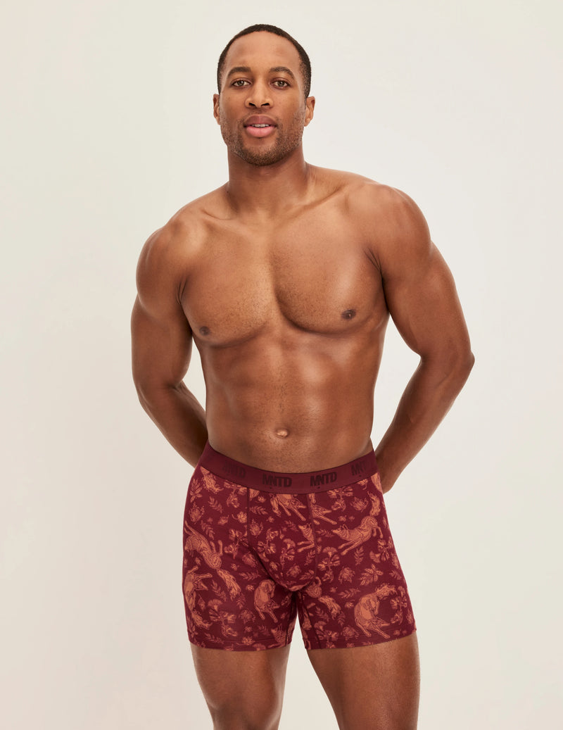 Brendan is 6'0 tall, waist 32