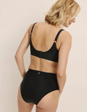 Elyse is a 34C and wearing KNIX M | Black