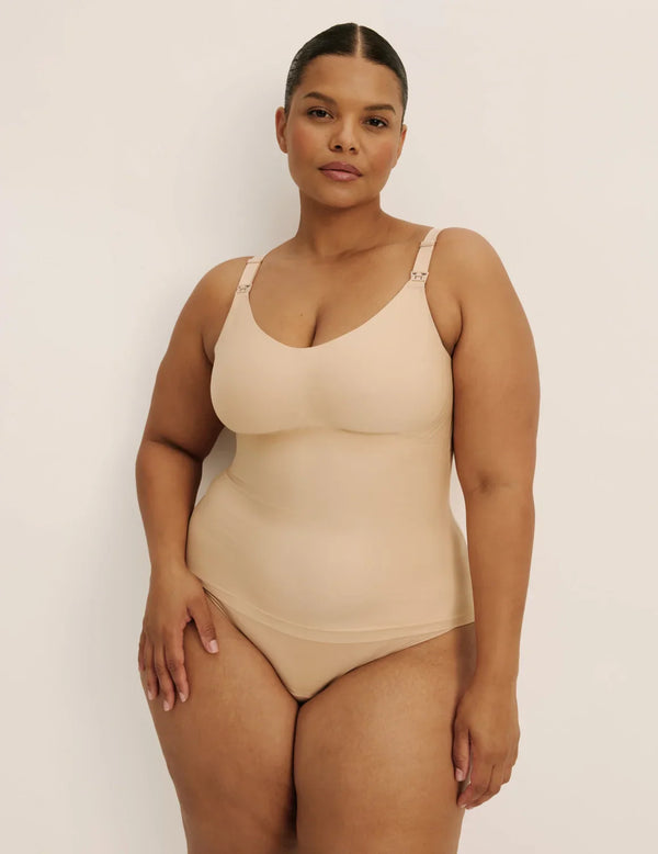 Leslie is a 38D and wearing KNIX XL+ | Warm Sand