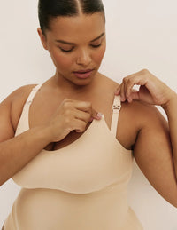 Leslie is a 38D and wearing KNIX XL+ | Warm Sand