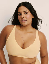 Adiya is a 36C and wearing KNIX L | Buttercup