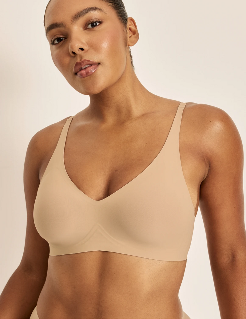 Amber is a 36C and wearing KNIX L  | Warm Sand