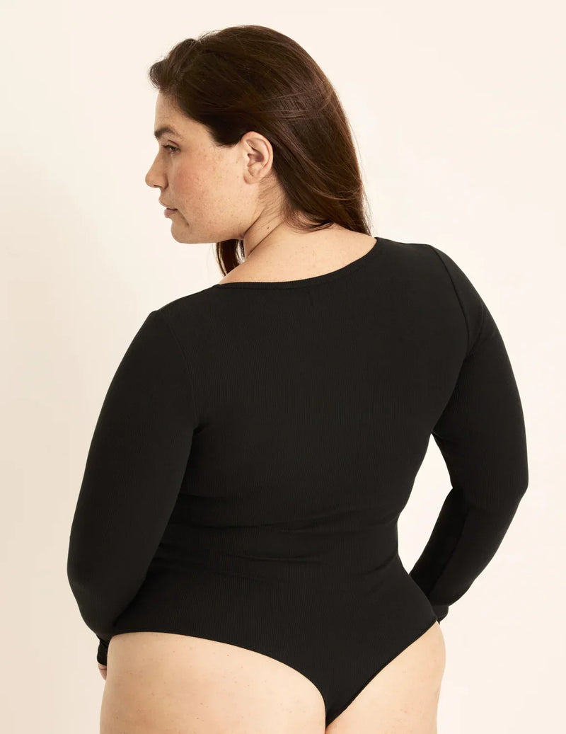 S ruched sculpt body lace ブラック THEREDTHREAD / ザレッドスレッド S ruched sculpt body lace ブラック THEREDTHREAD / ザレッドスレッド