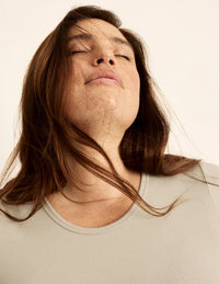 Clementine is a 40G wearing KNIX XXL | Fawn