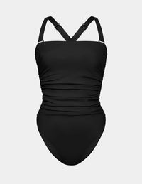 Sofia is a 32C and wearing KNIX S | Black