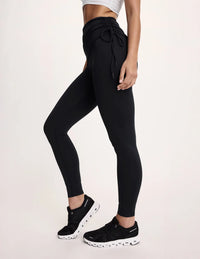 Maya is 5’10”, and wearing KNIX S | Black