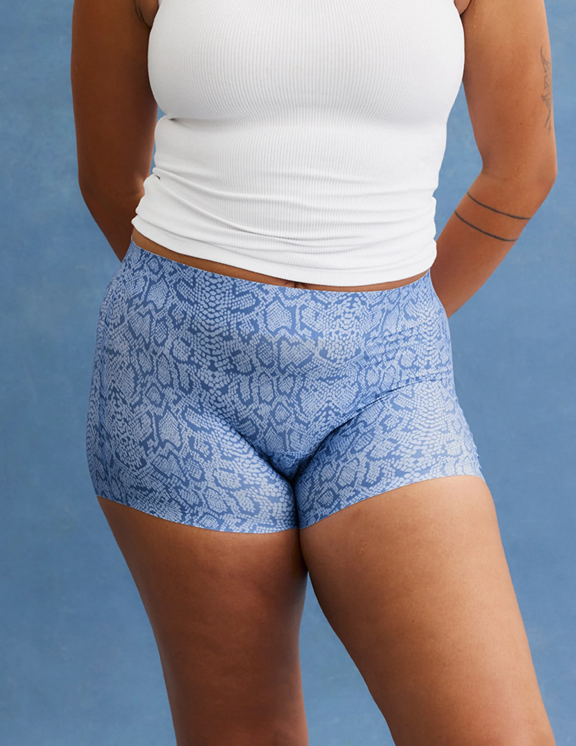 Front view of model wearing the Super Leakproof® Dream Short™ highlighting the coverage and smooth fit