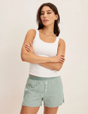 |Alexandra has 36” hips and wearing KNIX S | Eucalyptus Stripe