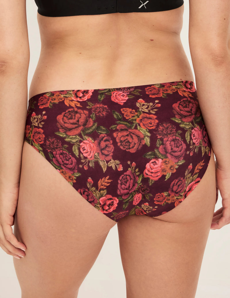 Mackenzie has 36” hips wearing KNIX S | | Ember Fox/Dark Cherry/Autumn Tapestry