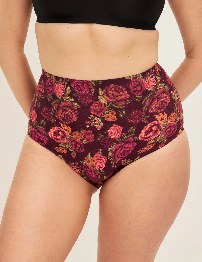 Liz has 41.25” hips wearing KNIX M | | Ember Fox/Dark Cherry/Autumn Tapestry